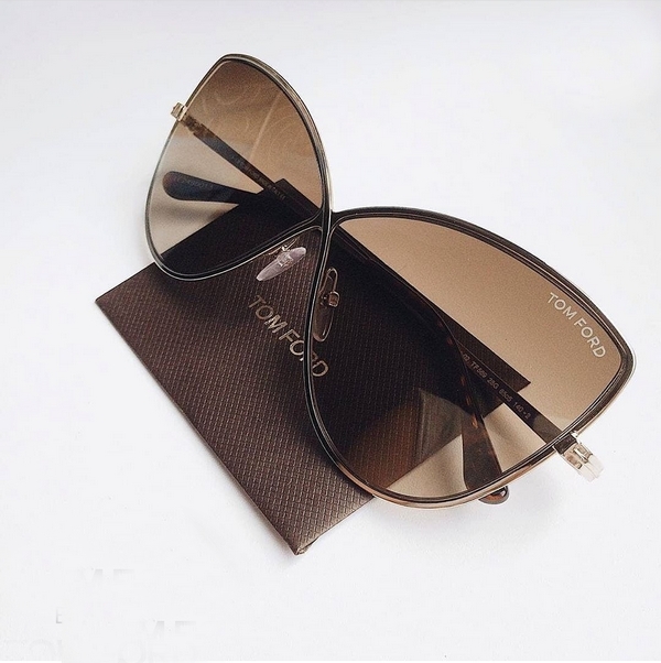 TomFord - оригинальные очки со скидкой 25%!