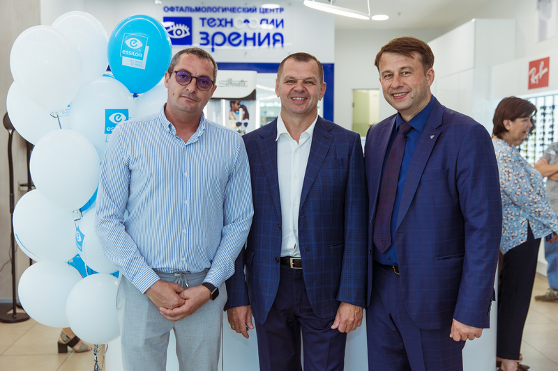 Открытие Центра Контроля Миопии Essilor Открытие Центра Контроля Миопии Essilor