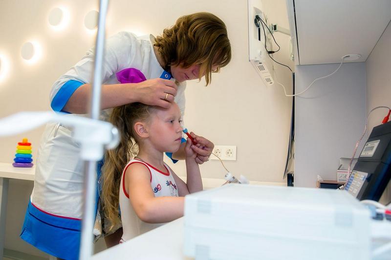 Электростимуляция сетчатки и зрительного нерва 